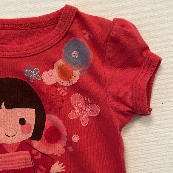 Disney Small World Nordstrom Girls Japanese T-Shirt Red 3T - Picture 3 of 5